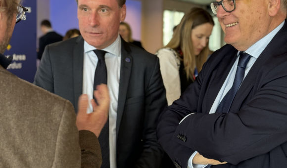Commissaire Schmit & President Röpke 