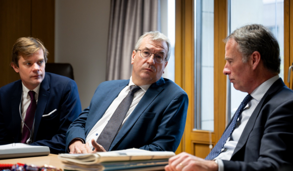 Briefing avec l'ambassadeur adjoint de BE Pierre Cartuyvels